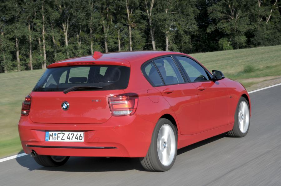  BMW 118i Sport Line 2011 года  (фото 76 из 185)